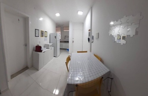 Pitangueiras Apartment | Cozy studio on the sand 50m from the sea Edif. Ouro Preto and Sabará