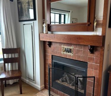 Vernon Apartment | Cozy Studio Resort Stay Mountain Creek Pool Hiking