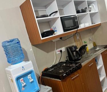 Kiambu House | Cozy Studio With A Rooftop Pool in Nairobi-JoJo Homes