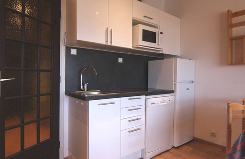 Jeux Apartment | Cozy Studio with Balcony for 4, Prime Location, Ski-in/Ski-out - Alpe d'Huez