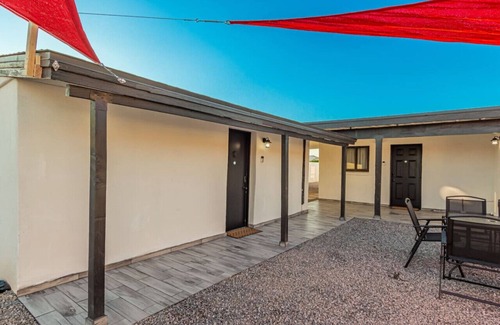 Downtown Phoenix Apartment | Cozy Studio with King Bed DT Phx Unit C