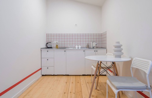 mtatsminda Apartment | Cozy studio with WiFi and AC in charming T'bilisi