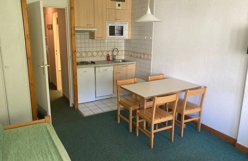Le Lavachet Apartment | Cozy Studios in Tignes - Ideal for Families and Friends, Close to Ski Lifts and Shops