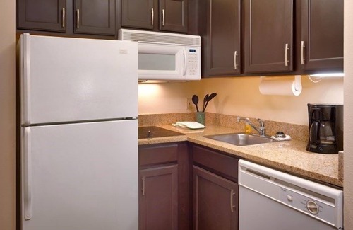 Reno/Tahoe Airport Condo | Cozy Suite Near Reno-Sparks Convention Center | Great for Business Travelers!