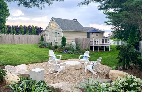 Point Judith House | Cozy Summer Cottage Minutes from Narragansett Beaches