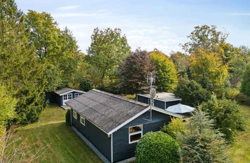 Fjellerup House | Cozy Summer House Close To The Beach