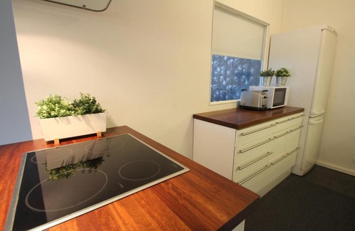 Hietalahti Apartment | Cozy, Superior-level two-bedroom apartment near Helsinki city center (ID 8758)