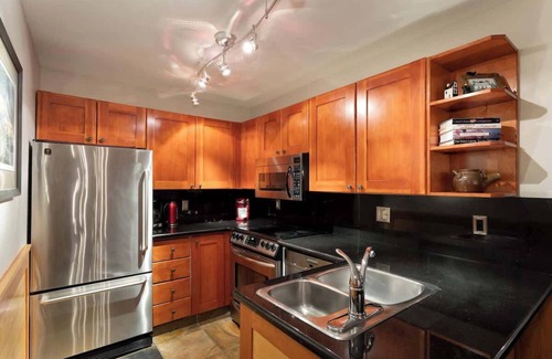 Upper Village House | Cozy Townhome w/Ski-in-Ski-Out, Hot Tub, Parking