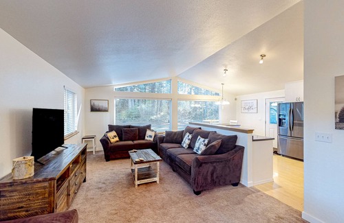 Pierce County House | Cozy tree-lined home with patio, grill, washer/dryer, and internet - near hiking