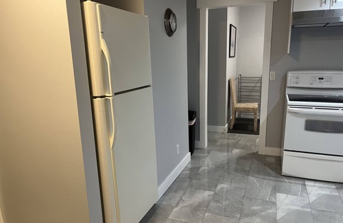 Central Okanagan House | Cozy Two Bedroom Suite in Peachland