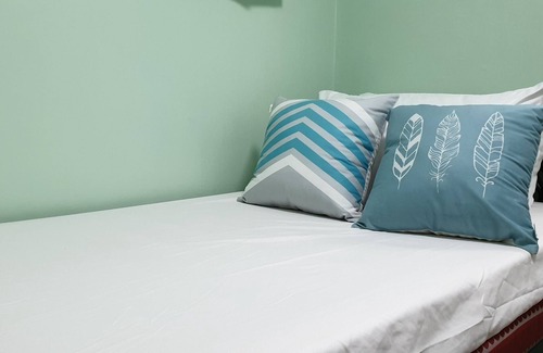 South Triangle Condo | Cozy unit in the center of Quezon City :D