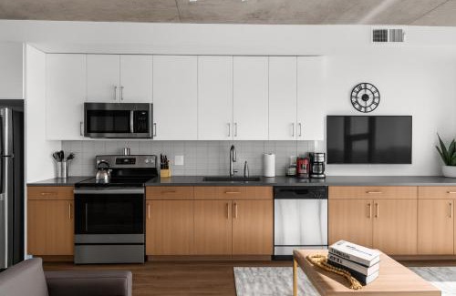 Five Points South Apartment | Cozy Urban Hideaway in Birmingham 10