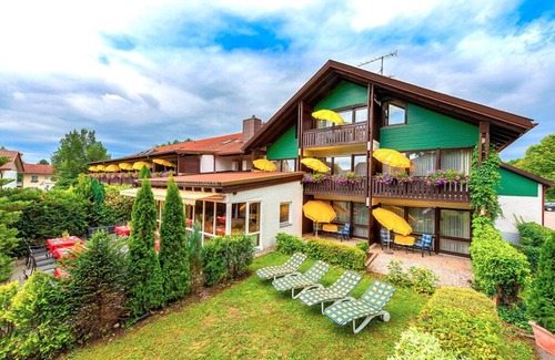 Bad Birnbach Apartment | Cozy vacation apartment for two people with balcony