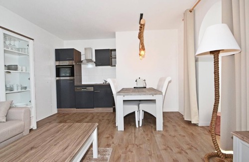 Koserow Apartment | Cozy vacation apartment in Koserow with terrace - only 350 m to the beach - House