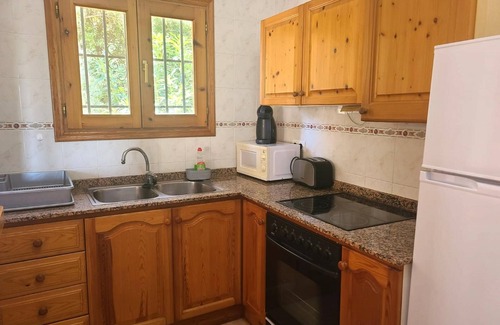 Monte Pego Ski Chalet | Cozy Villa IRIS with beautiful views, in Monte Pego