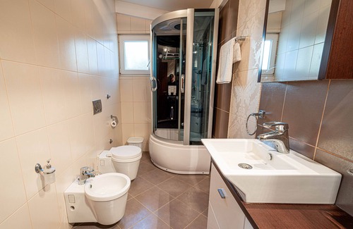 Becici Villa | Cozy villa with a pool and sea views, 5 minutes from the beach