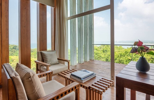 Mirissa Villa | Cozy Villa With Infinity Pool Overlooking the Ocean