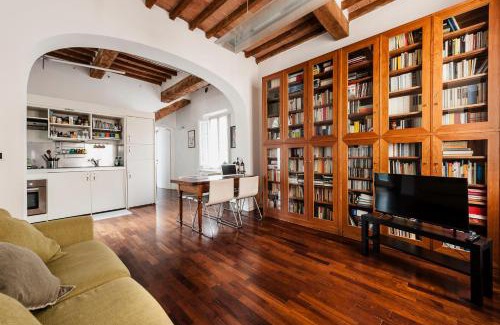 Pisa City Centre Apartment | CozyStay - Apt, One-bed apt & Rooms
