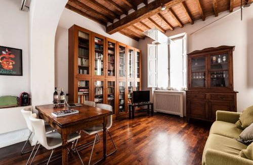 Pisa City Centre Apartment | CozyStay - Apt, One-bed apt & Rooms