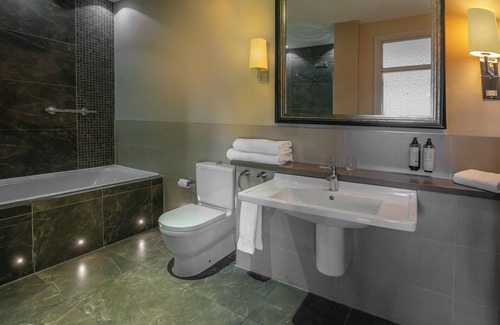 Mollington Hotel | Crabwall Manor & Spa, BW Signature Collection