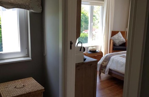 Belvidere Bed & Breakfast | Cranberry cottage studio