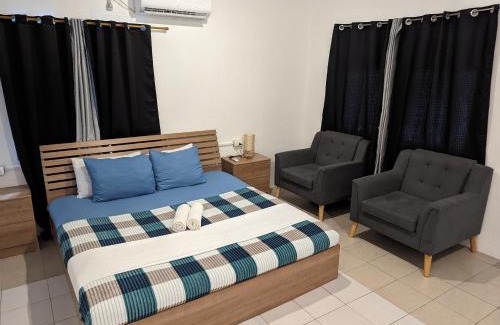Basdiot House | Crazy Bears Guesthouse