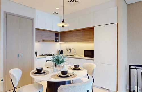 Dubai Apartment | Creek Edge - One Bedroom with Partial Sea View