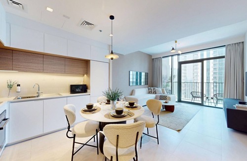 Dubai Apartment | Creek Edge - One Bedroom with Partial Sea View