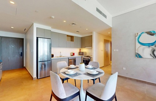 Dubai Apartment | Creek Gate - Spacious Two Bed in Creek Harbour