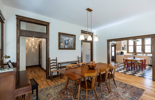 Dickson Other | Creek-side retreat in the woods, perfect for families seeking quality time