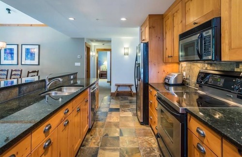 Whistler Creekside Apartment | Creekside access | Spacious Suite + Gas Fireplace