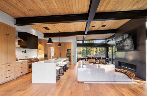 Olympic Valley House | Creekside Retreat with Hot Tub & 3min to Slopes