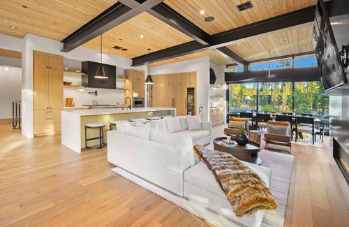 Olympic Valley House | Creekside Retreat with Hot Tub & 3min to Slopes