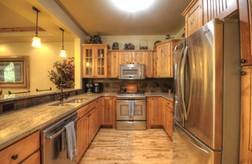 Red Lodge House | Creekside Serenity, Red Lodge MT