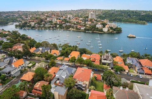 Cremorne Point Hotel | Cremorne Point Manor
