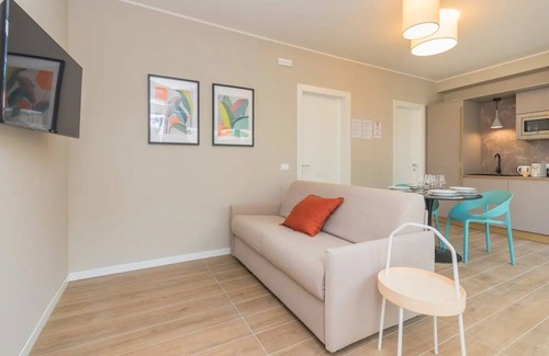 Lignano Riviera Apartment | Crepetta&Briciola - Loft 4 (Private Pool)