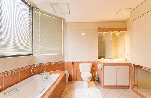 Kollupitiya Apartment | Crescat Residencies