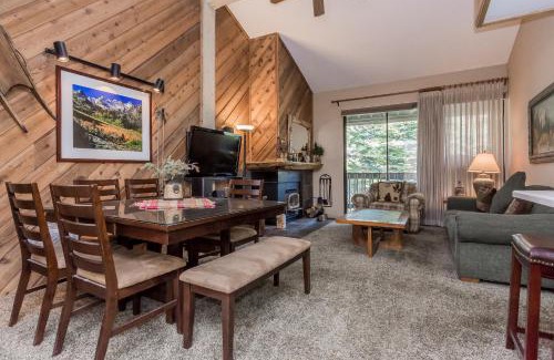 Mammoth Lakes House | Crestview -B # 46