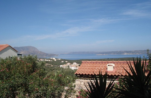 Plaka Villa | CRÊTE, beautiful villa with swimming pool and fantastic sea view on souda bay