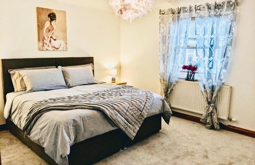 Brecon House | Cribyn Lodge