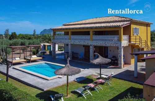 Alcudia House | Cristi Bressals by Rentallorca
