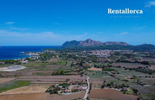 Alcudia House | Cristi Bressals by Rentallorca