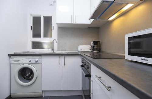 La Pineda Apartment | Cristobal Planet Apartment