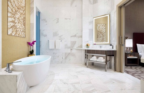 Las Vegas Strip Resort | Crockfords Las Vegas, LXR Hotels & Resorts at Resorts World
