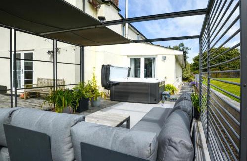 Mitchell House | Croft House - Newquay