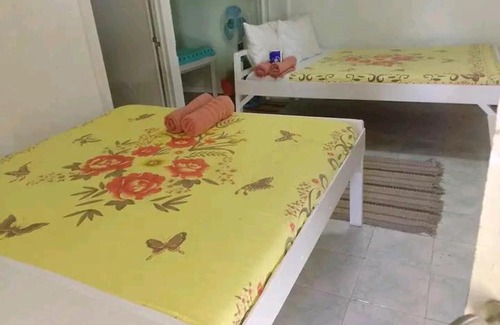 Oslob Bed & Breakfast | Cronin Residence