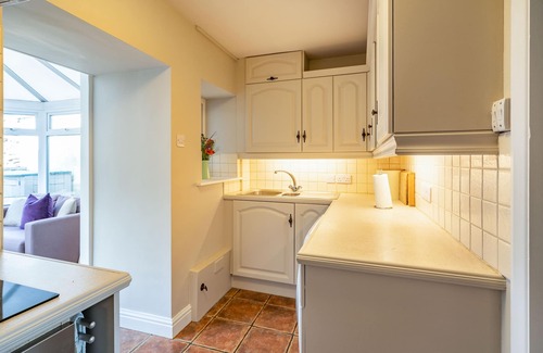 Knock Cottage | CROSS FELL VIEW, family friendly, character holiday cottage in Knock