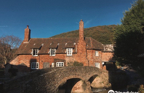 Allerford Hotel | Cross Lane House