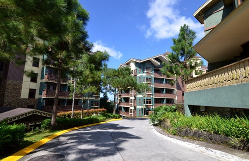 Canlubang Hotel | Crosswinds Resort Suites