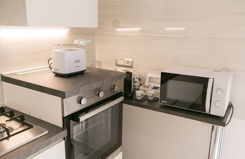 Crotone Apartment | [Croton 5 ⭐ ⭐ ⭐ ⭐ ⭐] Luxury Apartment: Free Parking, Netflix, Wi-Fi